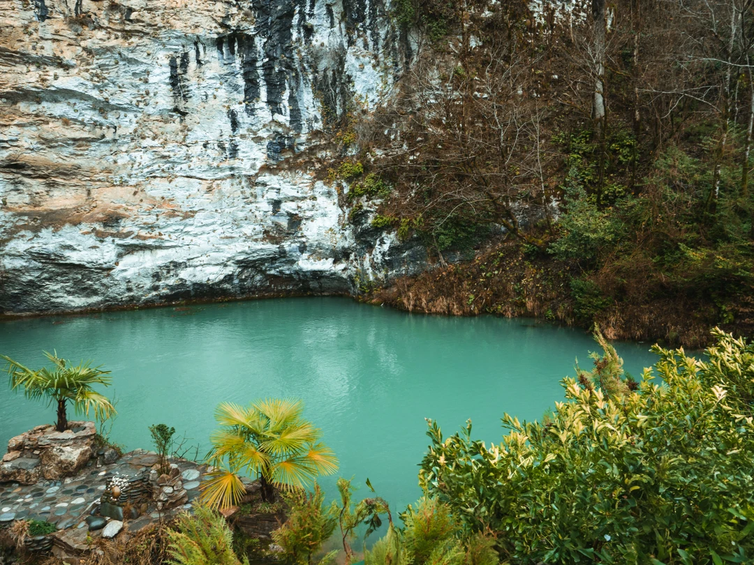 Отличная экскурсия. Посетили много красивых мест. Везде было время на прогулку, и самостоятельное исследование места. Приятный