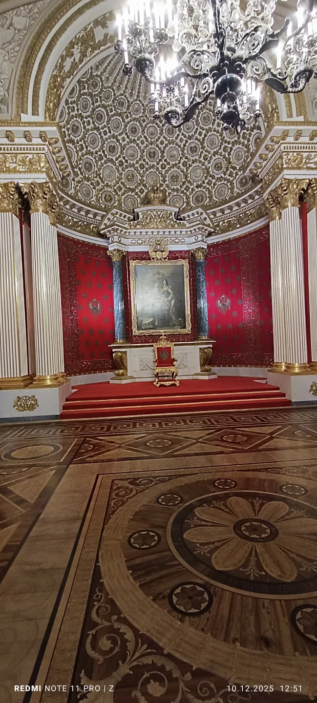 Большое спасибо экскурсоводу Елене, было интересно, 3 часа пролетели как один миг!