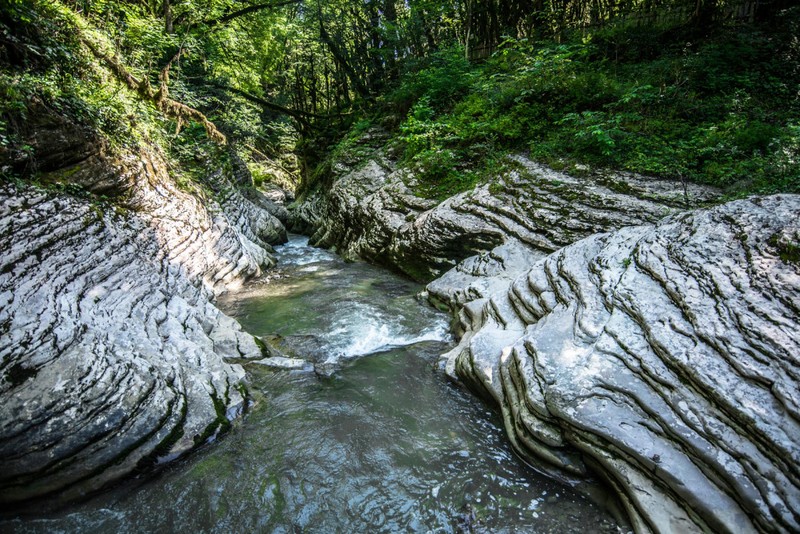 Хайкинг в 3 лучших каньона Сочи за один день