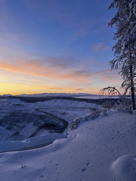 Впервые посетила Хибины и Кировск, гид Александр на высоте, все рассказал, показал, пофоткал