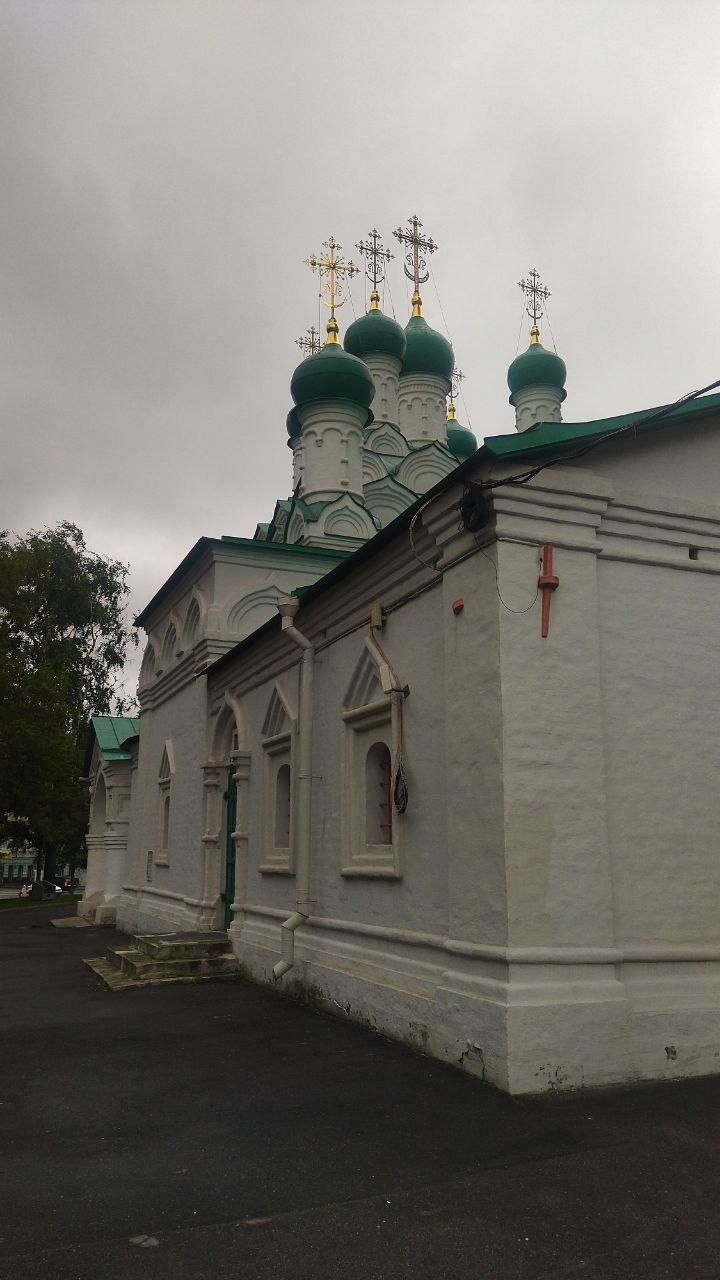 Хочу поблагодарить Наташу за чудесные экскурсии. Мы с подругами сначала побывали на "Предпринимателях царской России" и