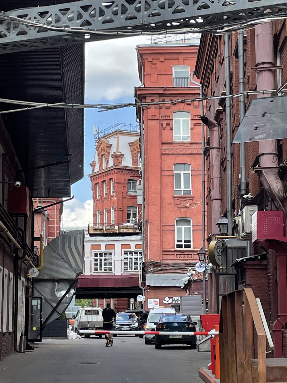 Остров Балчуг: мосты, цари и предприниматели (мини-группа) (12/13)