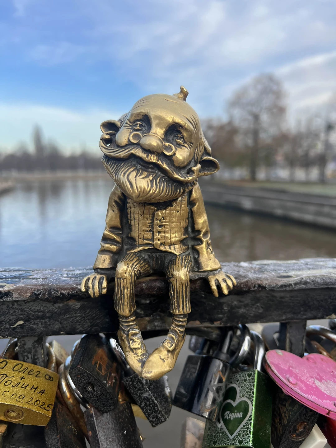 Очень удобный формат экскурсии. Мы прилетели рано, заселение в отдельный днем. Нас забрали прямо из аэропорта