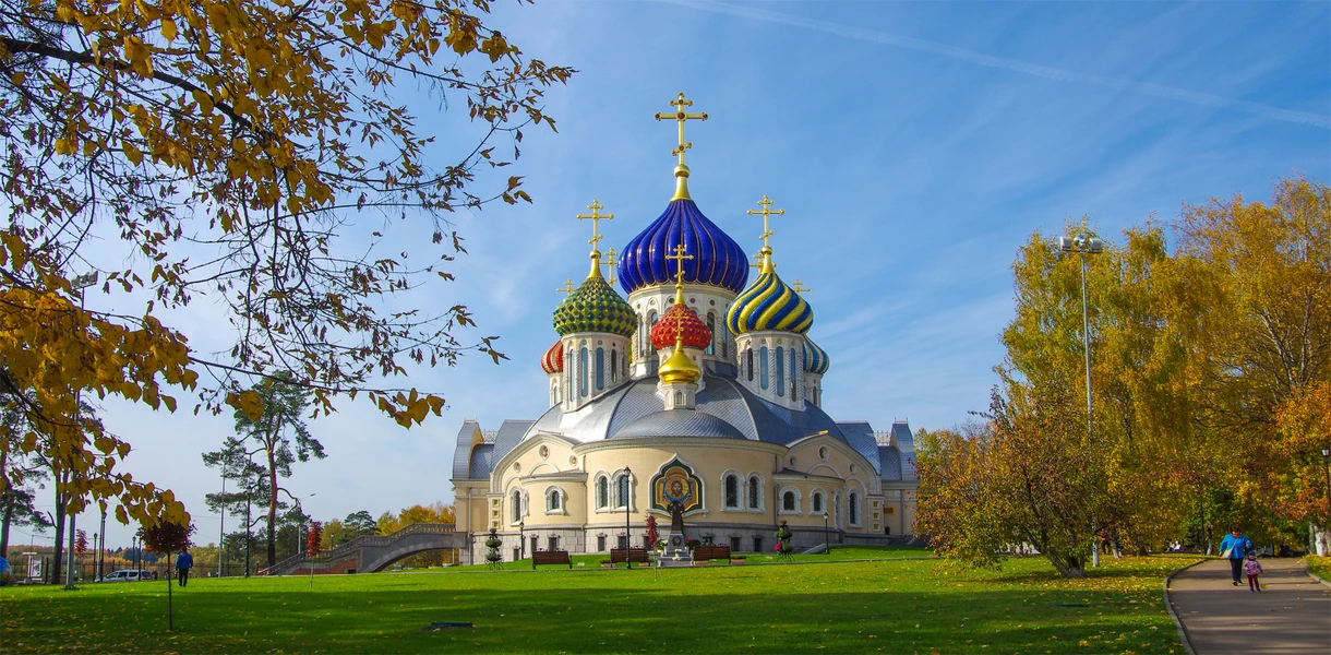 Самые красивые храмы Москвы