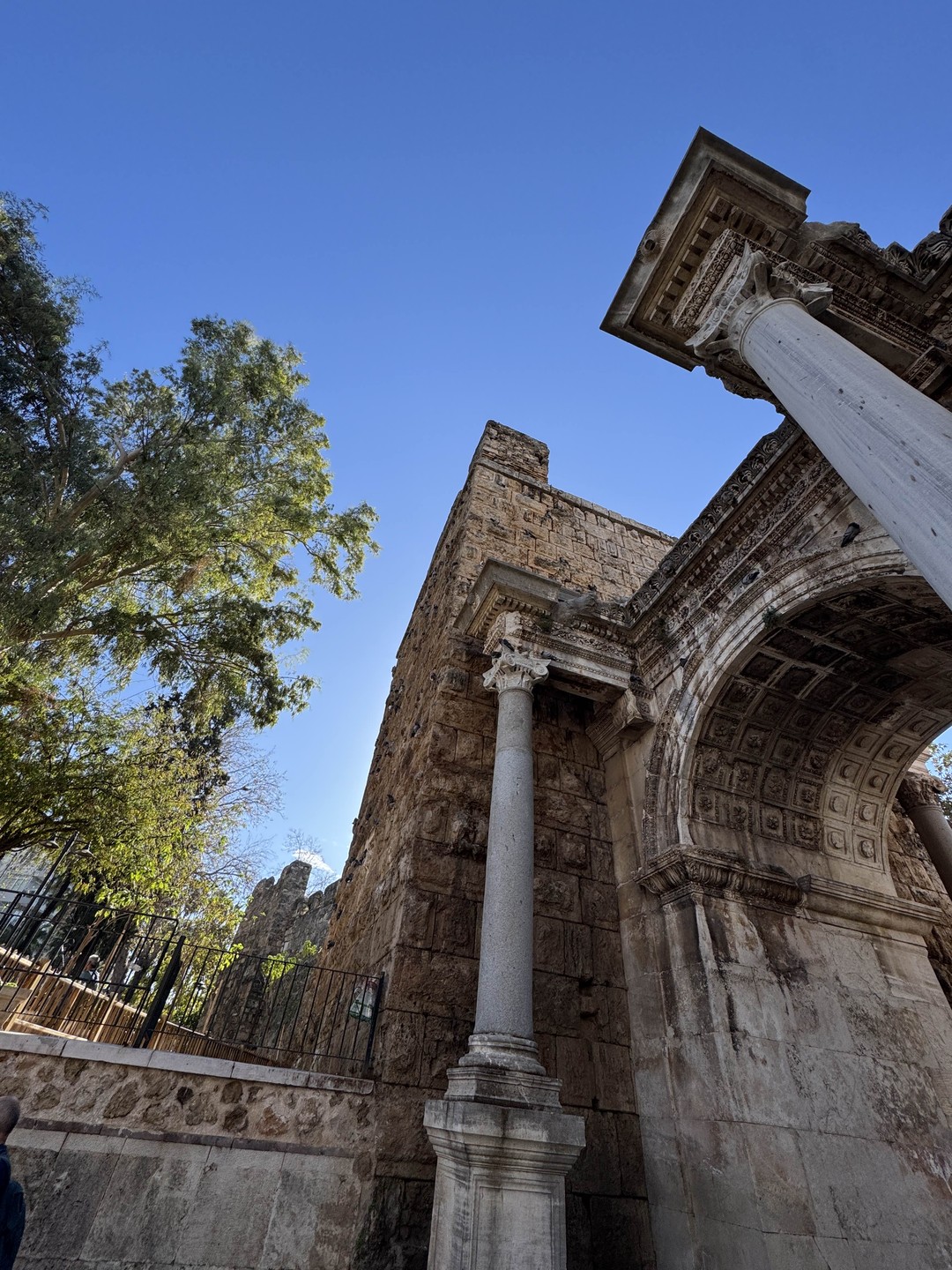 Отличная экскурсия! Узнать много нового из истории Антальи. Большое спасибо за экскурсию