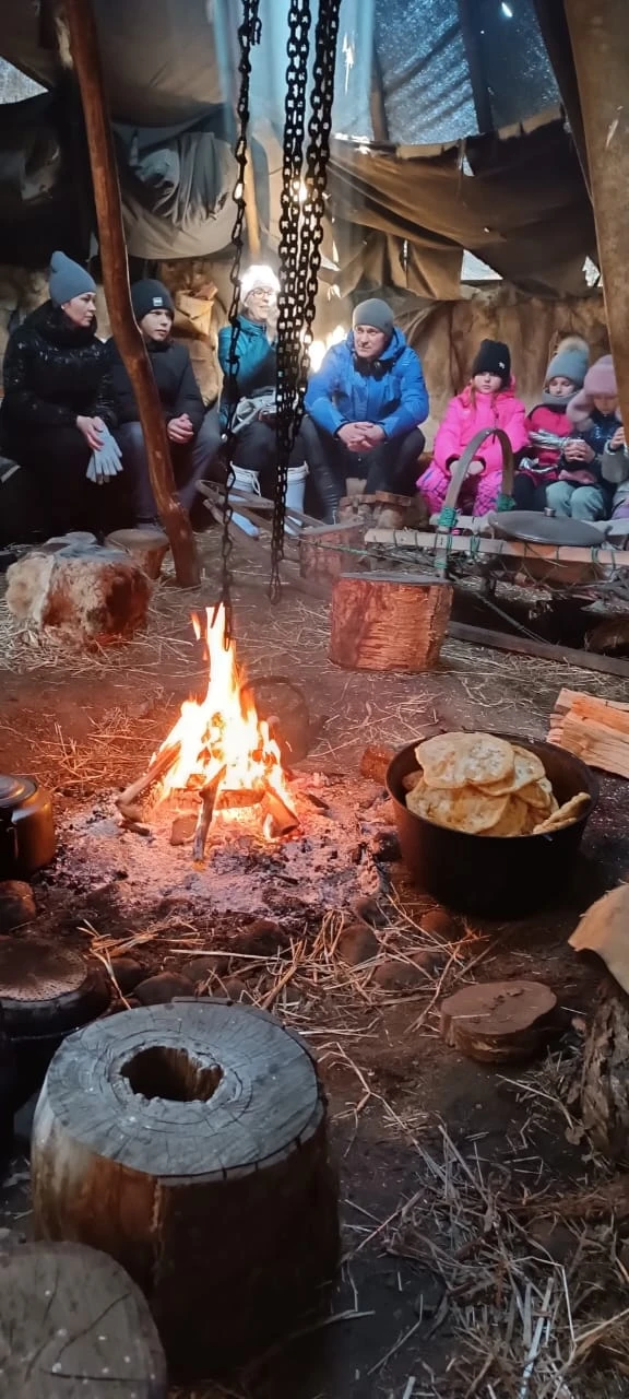 Отличная экскурсия, привезли, отвезли, все рассказали и показали, никаких накладок всё чётко и по-расписанию