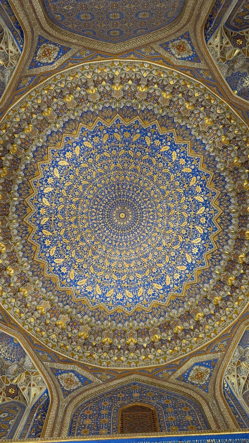 Как же это было легко и интересно, экскурсию проводил наш гид Зафар. Маршрут был легким, абсолютно