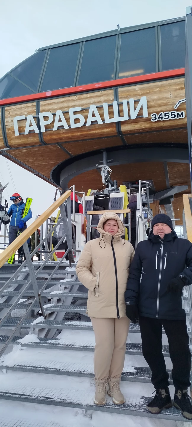 Уже не первый раз обратились к Альберту за турпоездкой по Кабардино-Балкарии, решили на Эльбрус, всё пошло