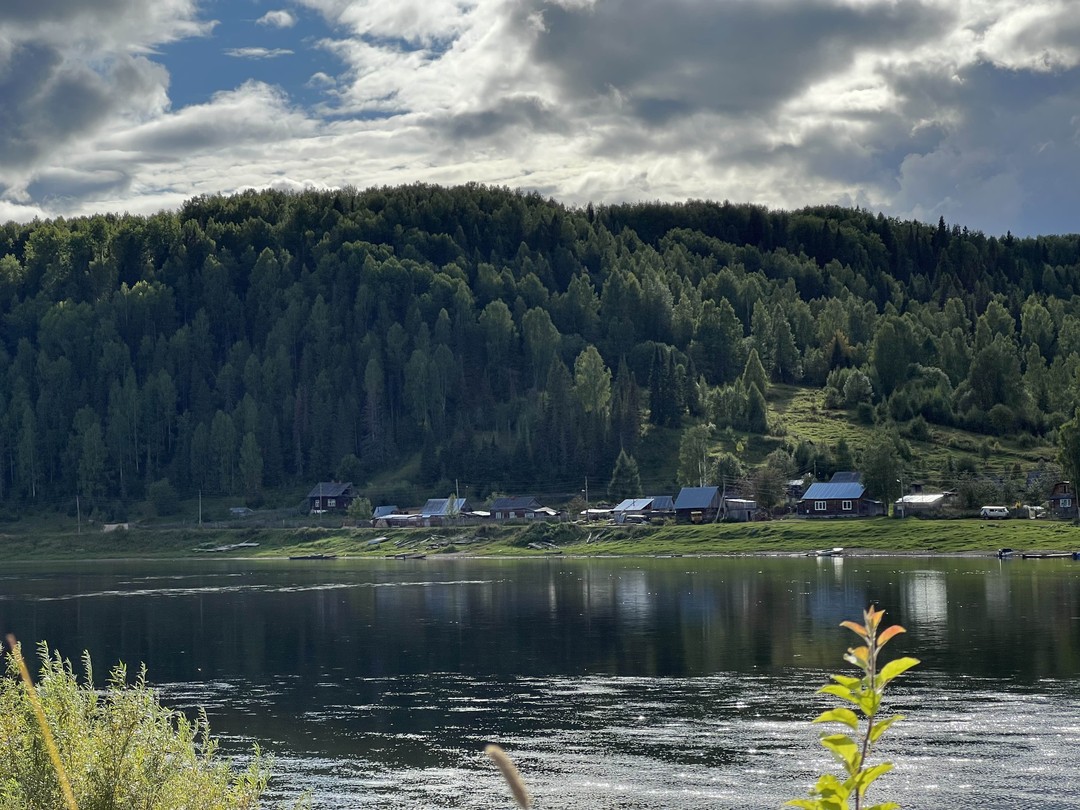 Спасибо организаторам, что получилось составить единый маршрут на 2 дня, включая Усьвинские столбы. Очень не хватает