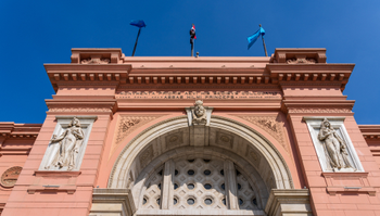 Встреча, переезд в Каир, Египетский музей, пирамиды Гизы