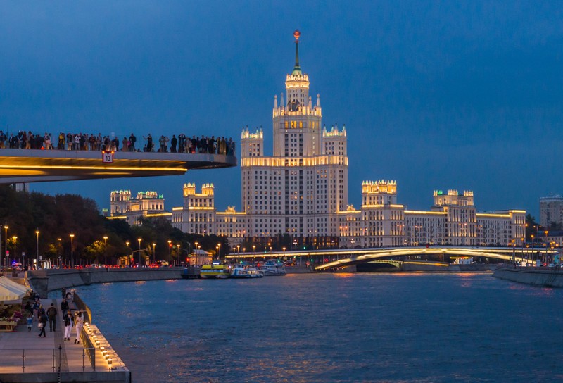 Индивидуальное путешествие сквозь века: тайны и предания старой Москвы и Заречья