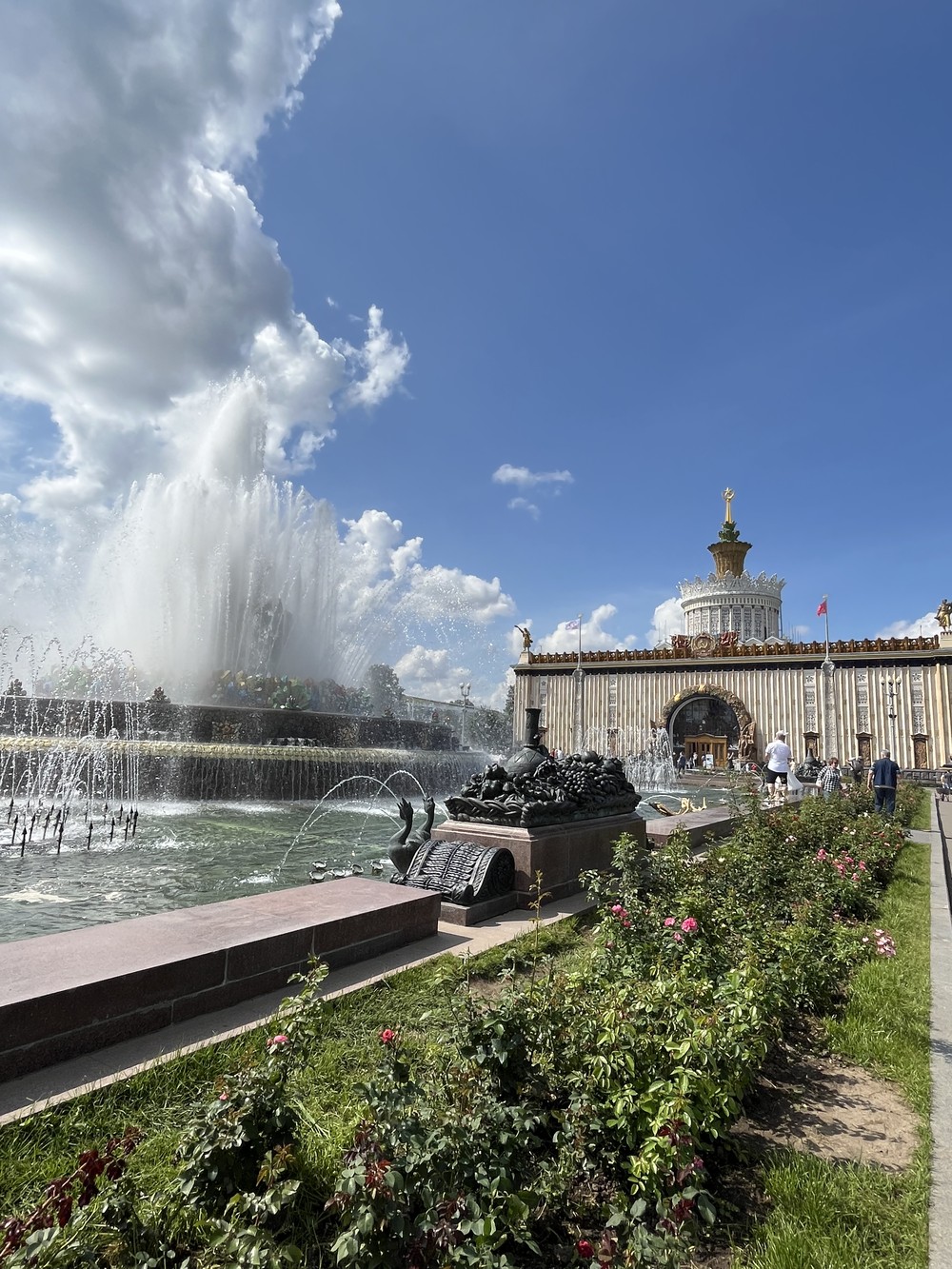 ВДНХ: место притяжения (11/14)