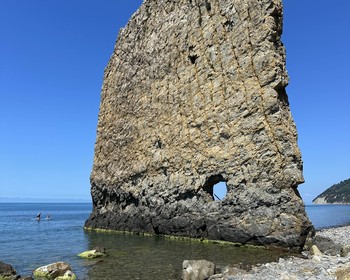 Сосновая роща, Голубая бездна, скала Парус, купание в открытом море, винный вечер