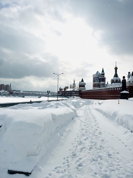 Хочу выразить Ивану большую благодарность за экскурсию! Нам все очень понравилось-познавательно, информативно, легко слушать, даже подросток