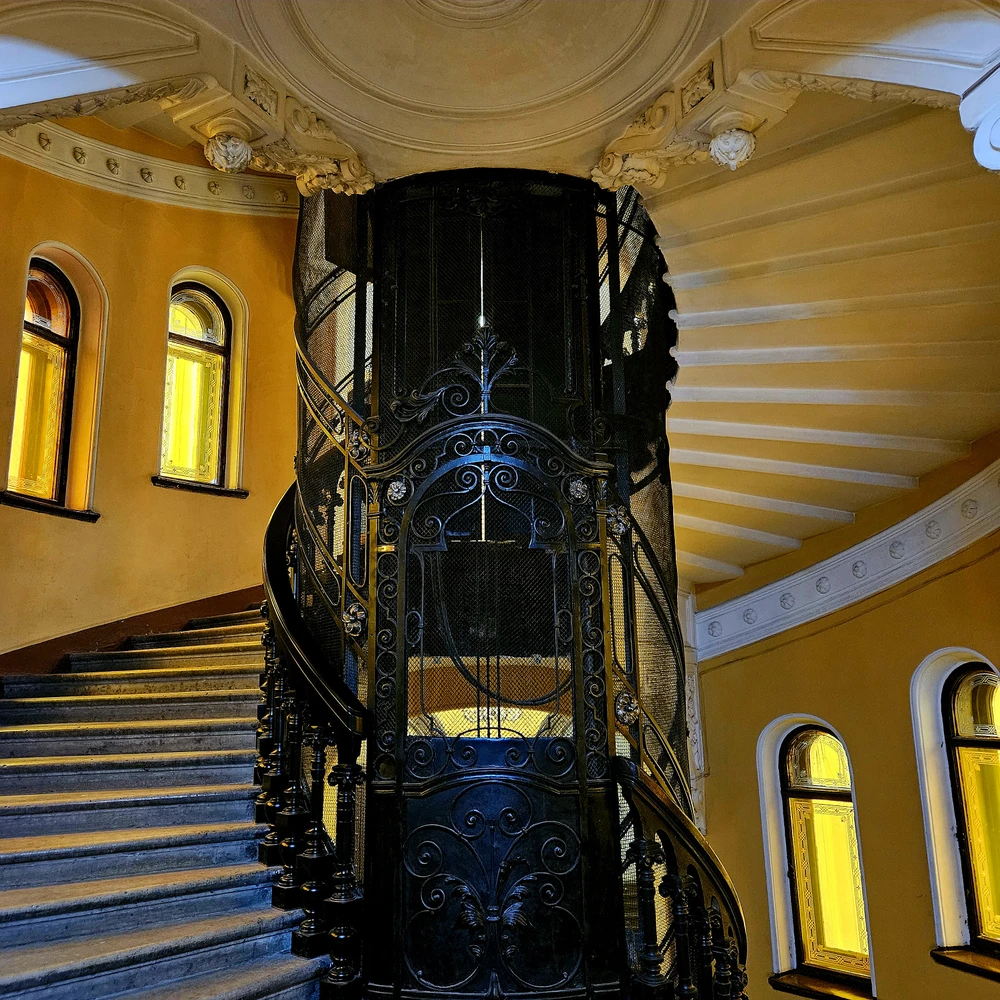 Увидеть не-Невский (1/18)