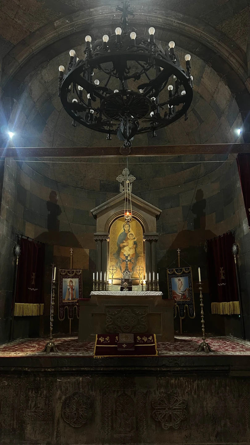 Спасибо за экскурсию, было красиво)