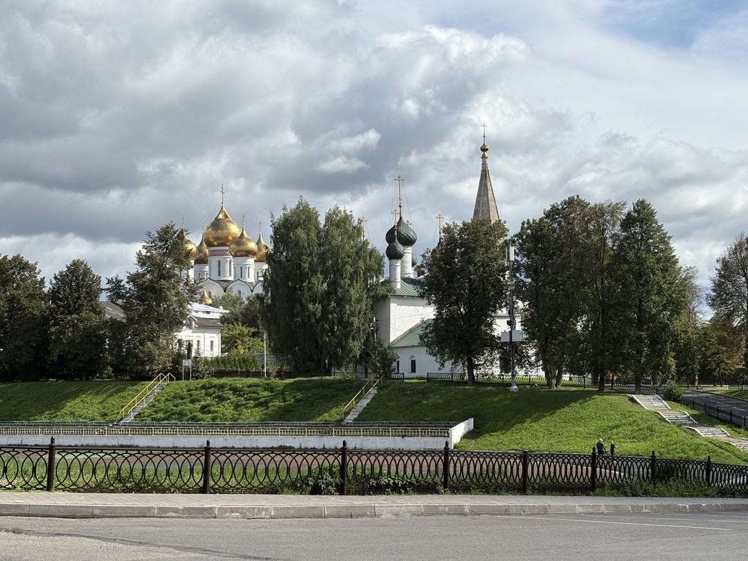 Ярославль купеческий: тайны и традиции (Елена)