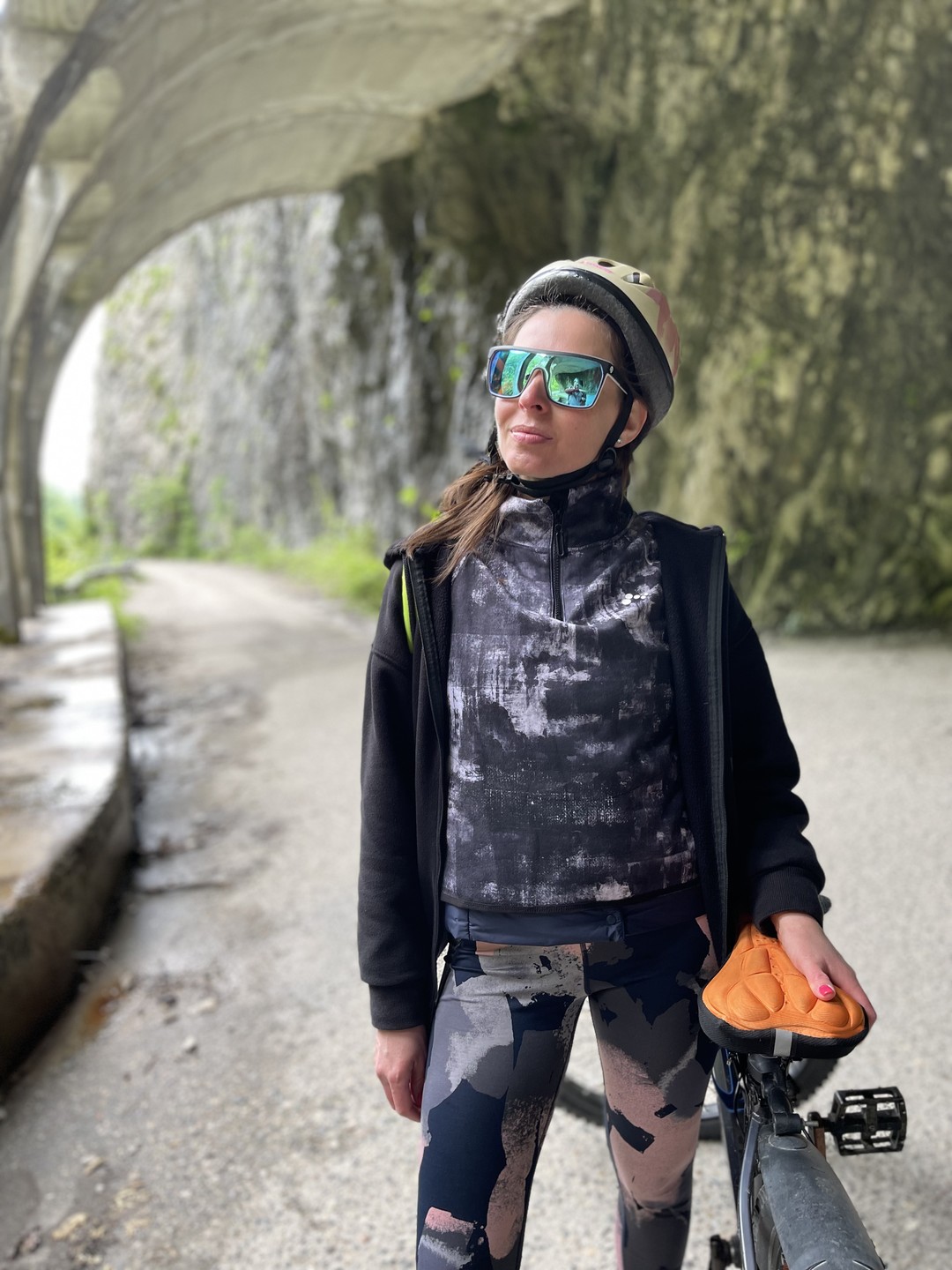 Отличная велопрогулка!!! Красивые виды, прекрасный маршрут!!! Получили удовольствие!!! Александр, спасибо!