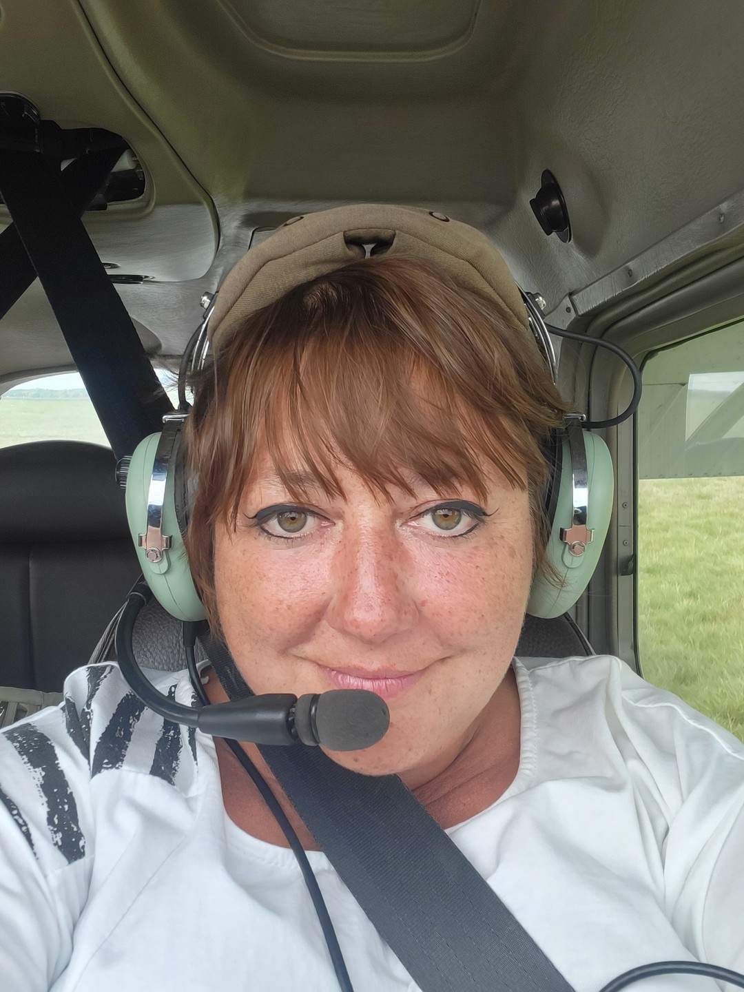 Потрясающая экскурсия! Оставила самые яркие впечатления. Вчем, кто любит летать и хочет себя попробовать в качестве