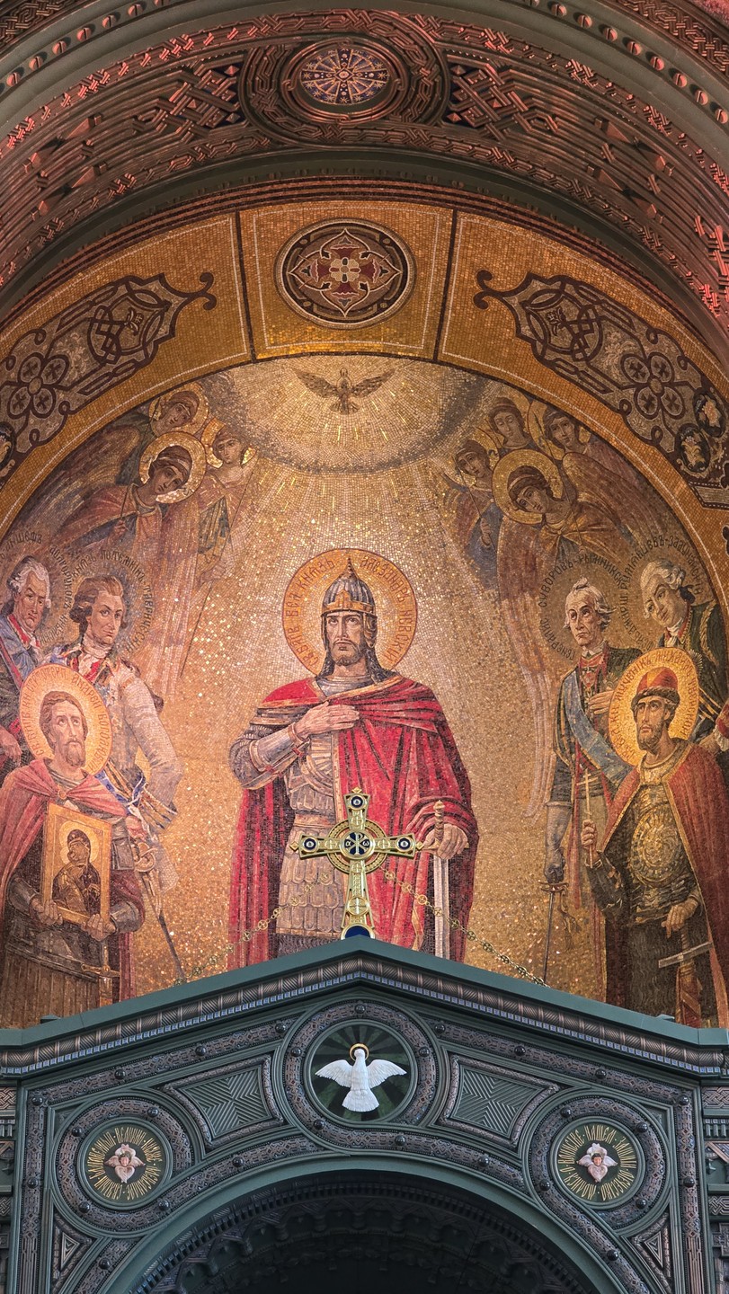 Храм Вооруженных сил и музей «Дорога памяти» (Гульнур)