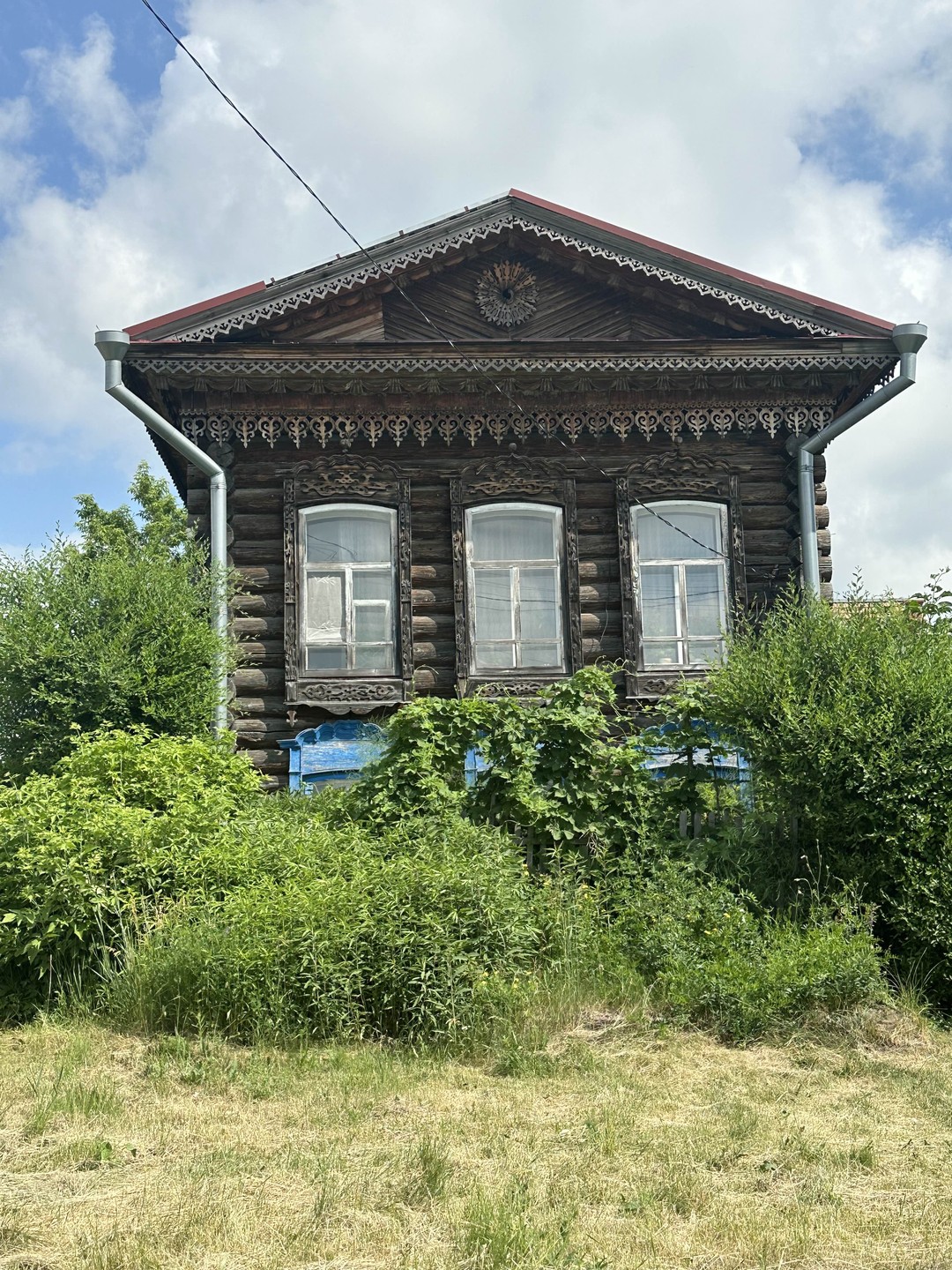 Экскурсия в Колывань понравилась! Уютный городок с интересными историческими местами. Гидом был Виктор. Очень интересно рассказывает
