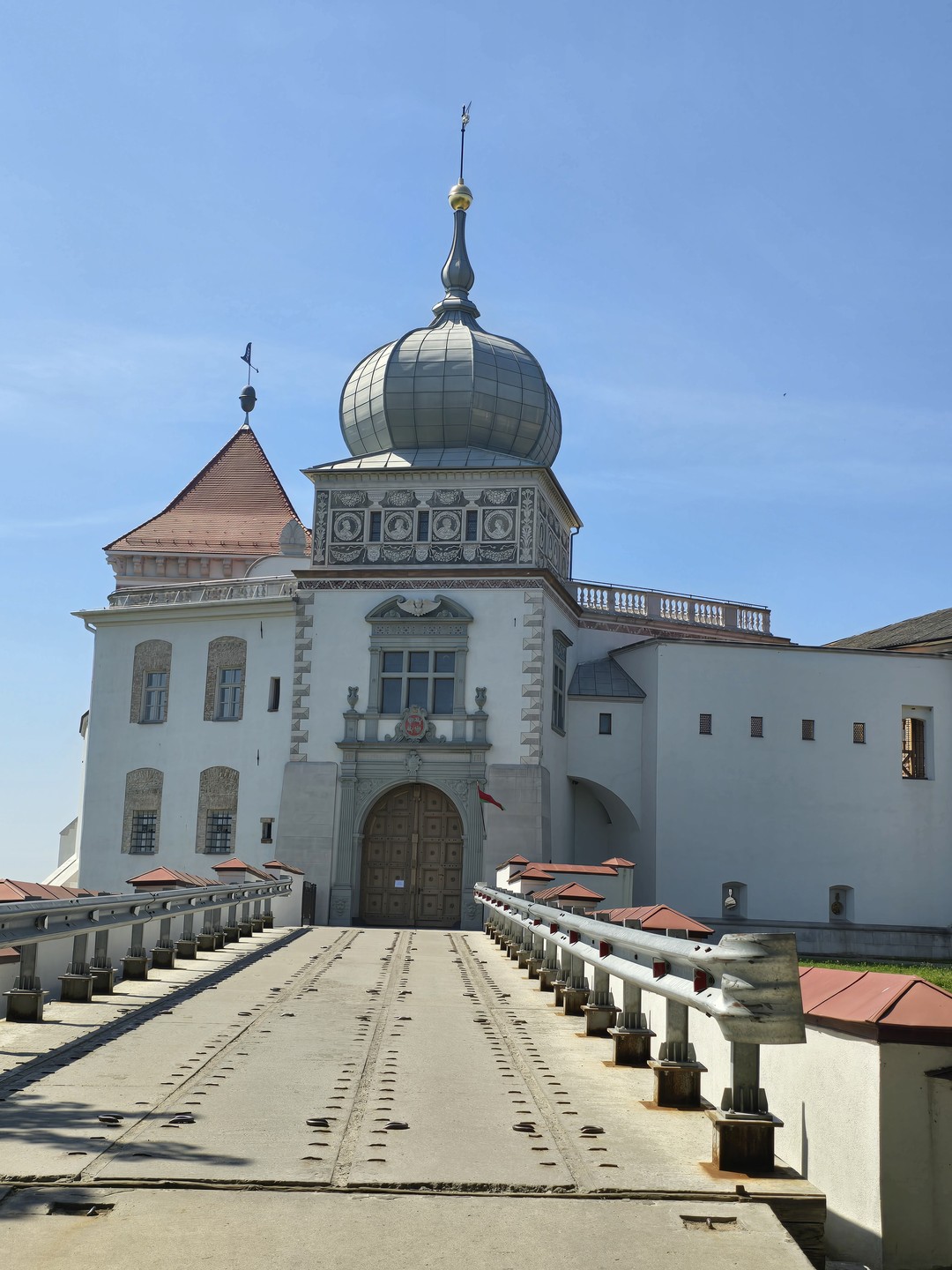 Гродненский палимпсест: экскурсия с коренным жителем и историком (Анна)