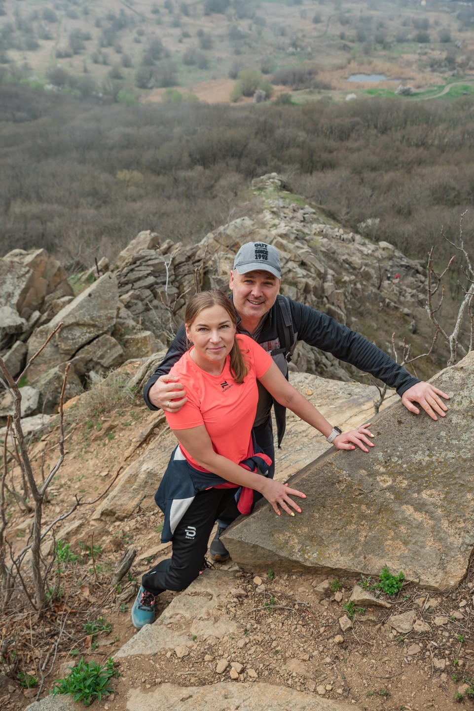 Эта горная прогулка была действительно незабываемой! С Александром мы открыли для себя секретные тропинки, которые сами