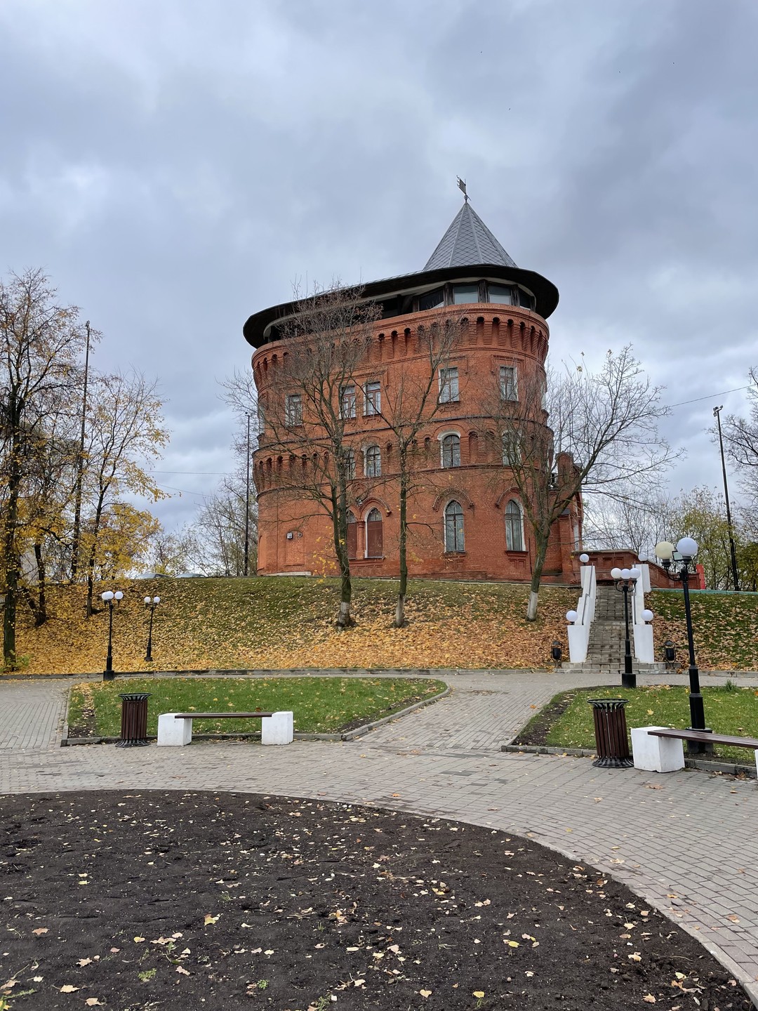 Познакомиться с Владимиром и фресками Рублёва в Успенском соборе на групповой экскурсии (Омарова)