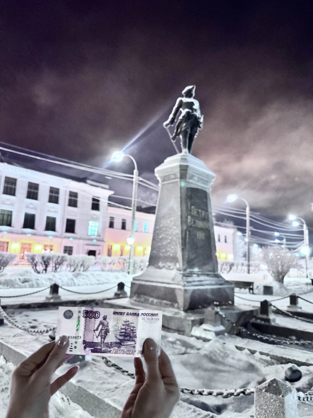 Вопреки температуре на улице, мы прекрасно прогулялись по достопримечательностям Архангельска! Нам очень понравилась экскурсия. Много узнали