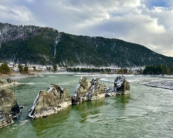 Патмос, Зубы Дракона и Семинский перевал