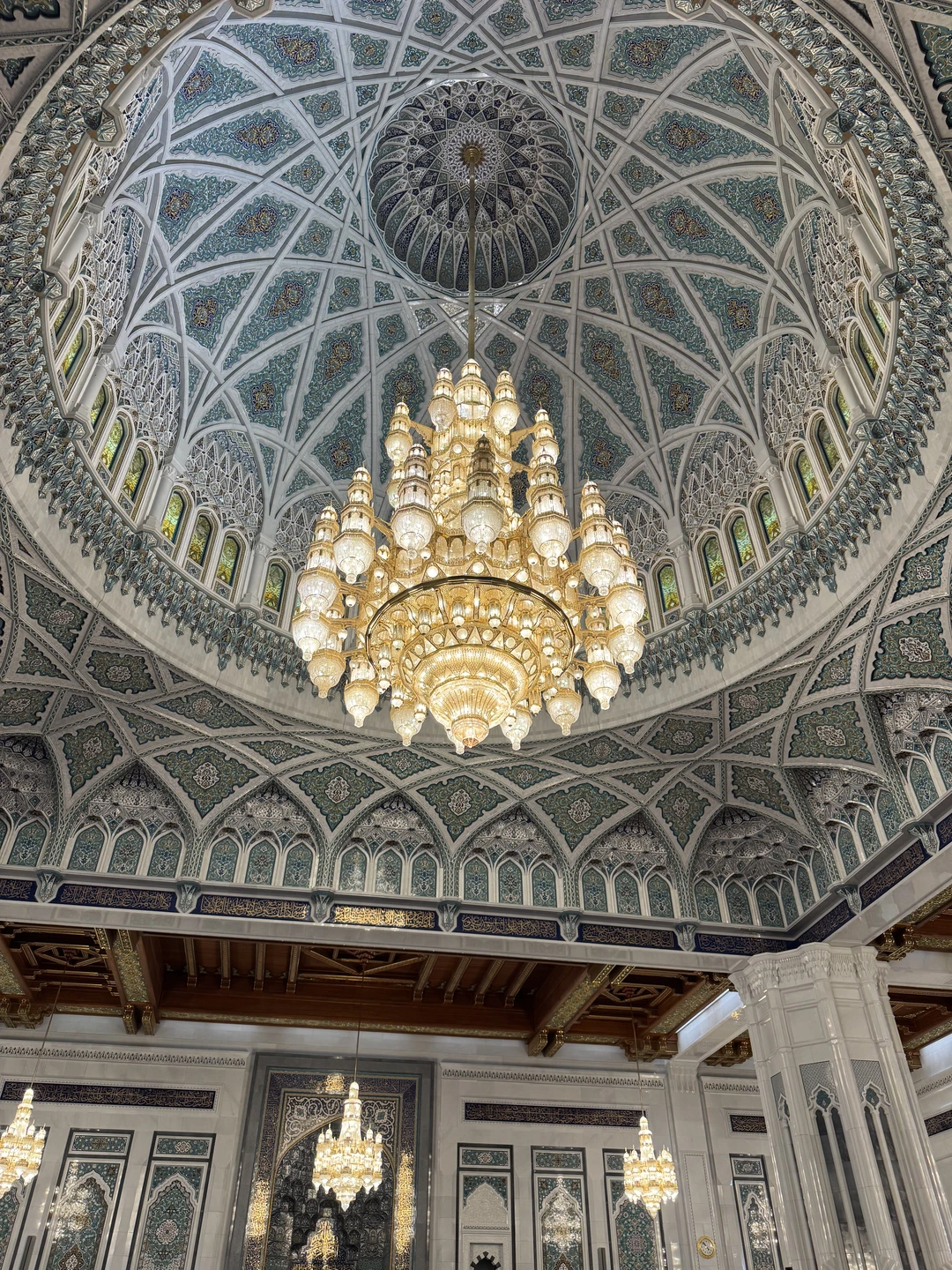 Хотела бы оставить отзыв об экскурсоводе Ольге. Экскурсовод приехала ровно в назначенное время