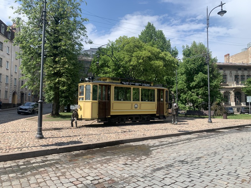 Трансфер из аэропорта Пулково (или обратно) с путевой экскурсией