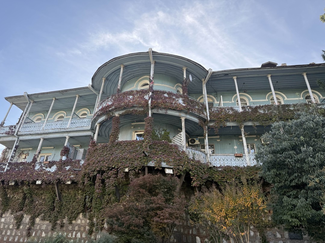 Старый Тбилиси (Виктория)