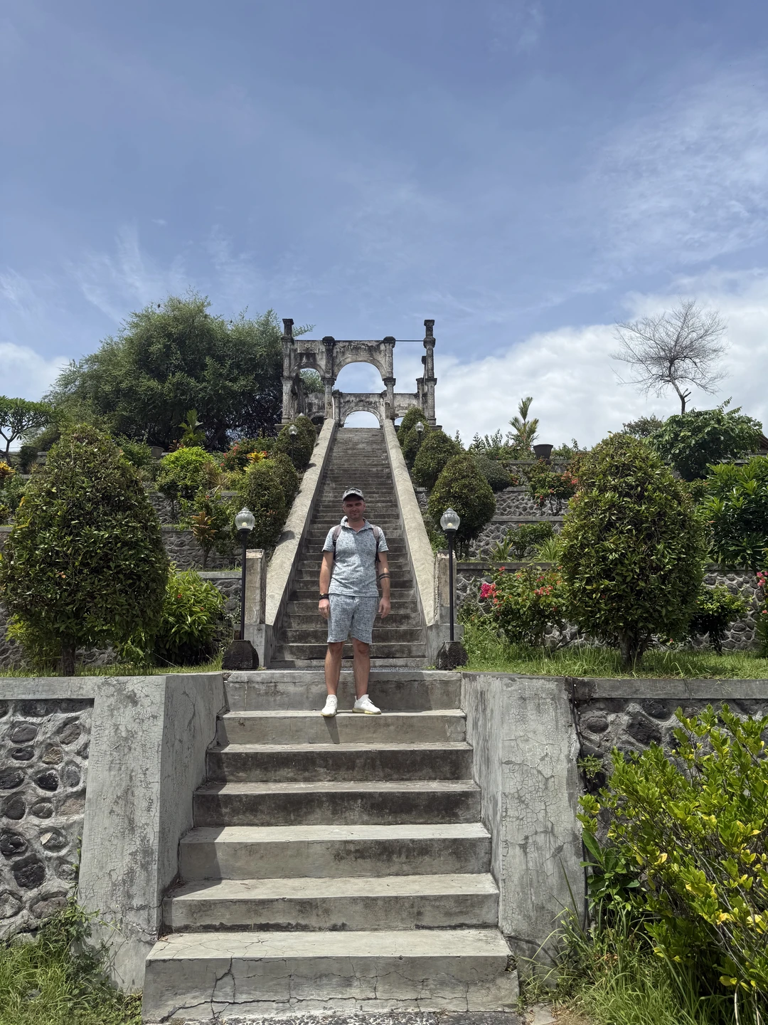 Интересная и познавательная экскурсия! Много впечатлений за один день. Андрей хорошо говорит по-русски, рассказывает увлекательно об