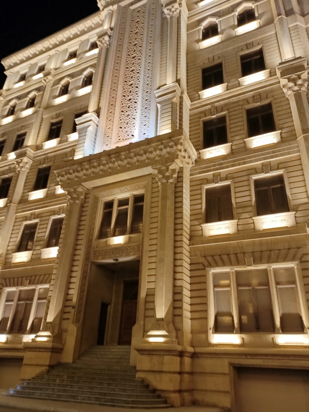 Мы остались очень довольны экскурсией. Гид Рауль очень подробно и интересно рассказывал об истории страны и