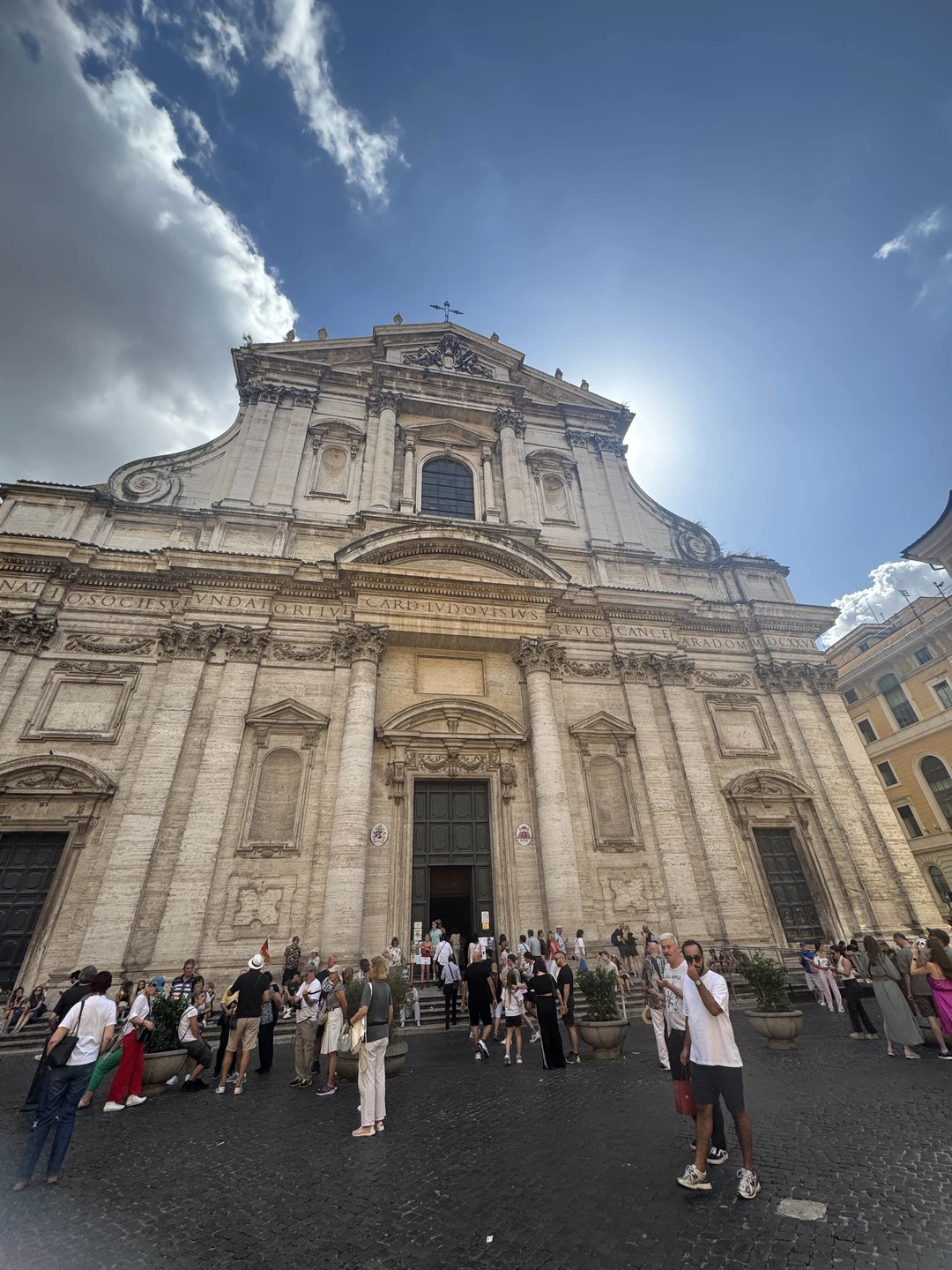 Экскурсия была комфортная и интересная. Хотелось бы больше мест посетить. Были достаточно долгие перерывы в соборах