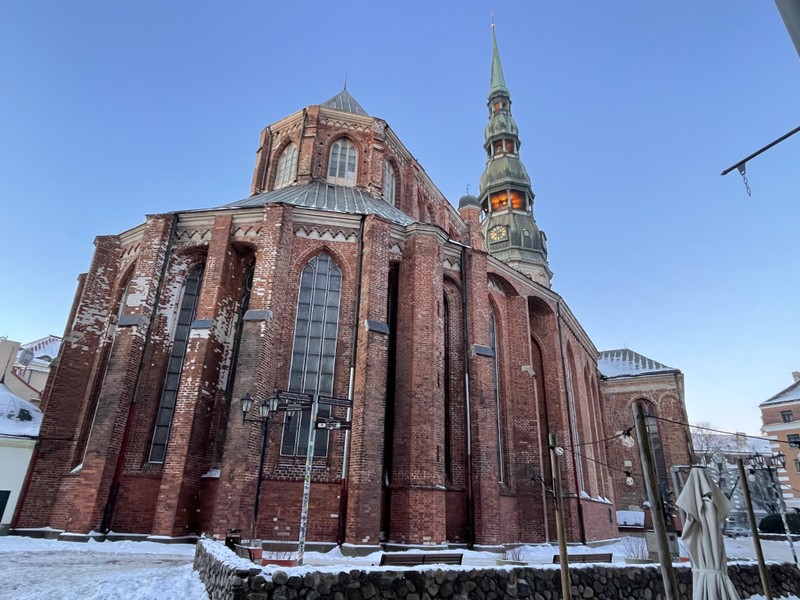 Александра потрясающий экскурсовод, один из лучших экскурсоводов к кому я обращался (экскурсии заказываем постоянно). Экскурсия была