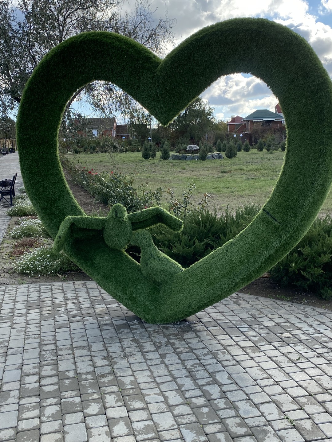 Замечательная познавательная поездка в компании и под руководством блестящего гида. Все грамотно организованно, комфортная машина. Дорога