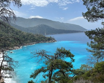 Два или три пляжа, деревня Едибурун