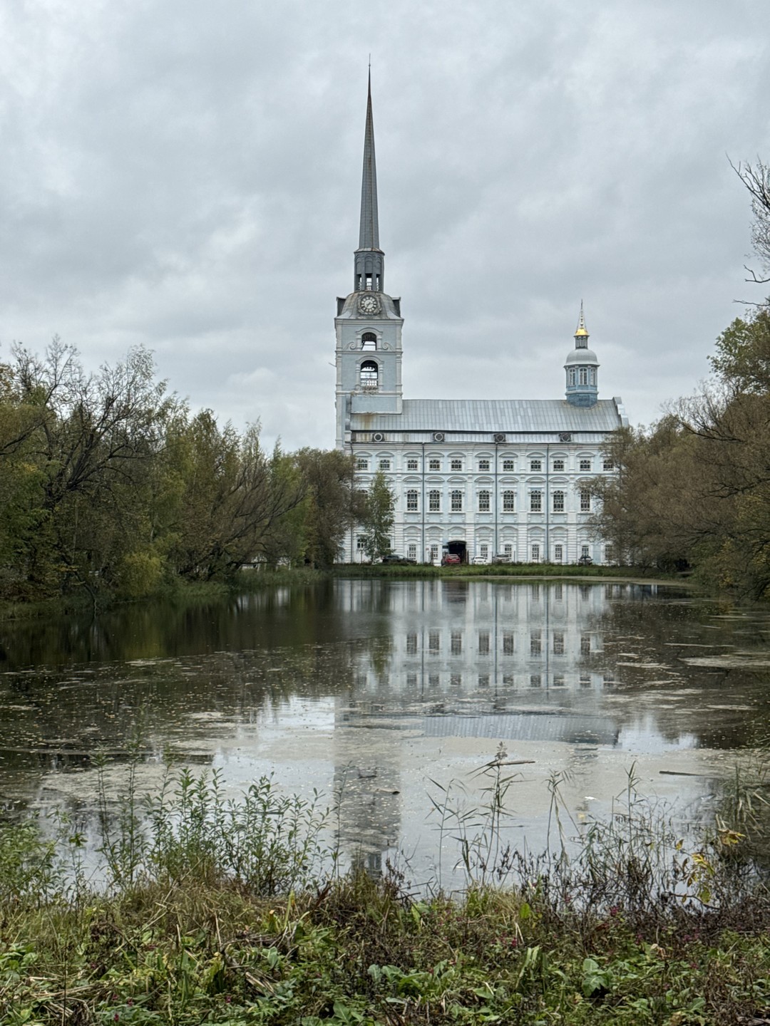 Были с мужем на чудесной экскурсии по Красному перекопу, наш экскурсовод Елизавета - отличный рассказчик и