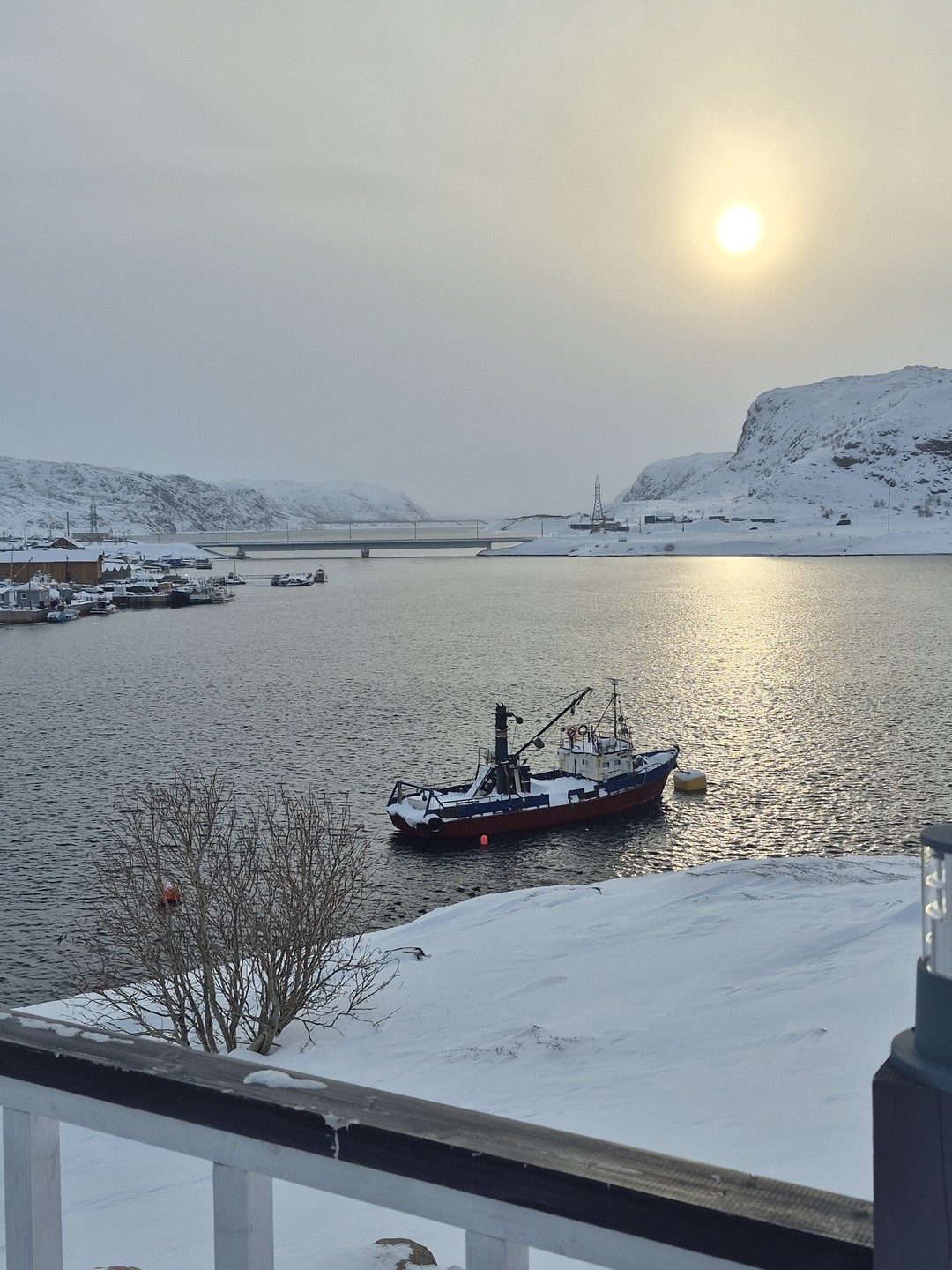 Наше первое знакомство с Арктикой, выходные провели отлично. Очень насыщенная программа, замечательные гиды. Путешествие в Териберку