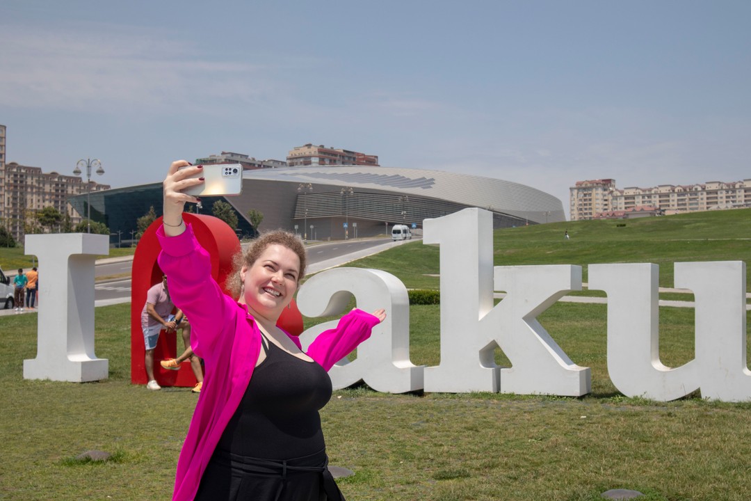 Фото отзыва 2: авторский тур "Экспресс-трип по Азербайджану в мини-группе: Баку, огни Апшерона и заповедник «Гобустан»"