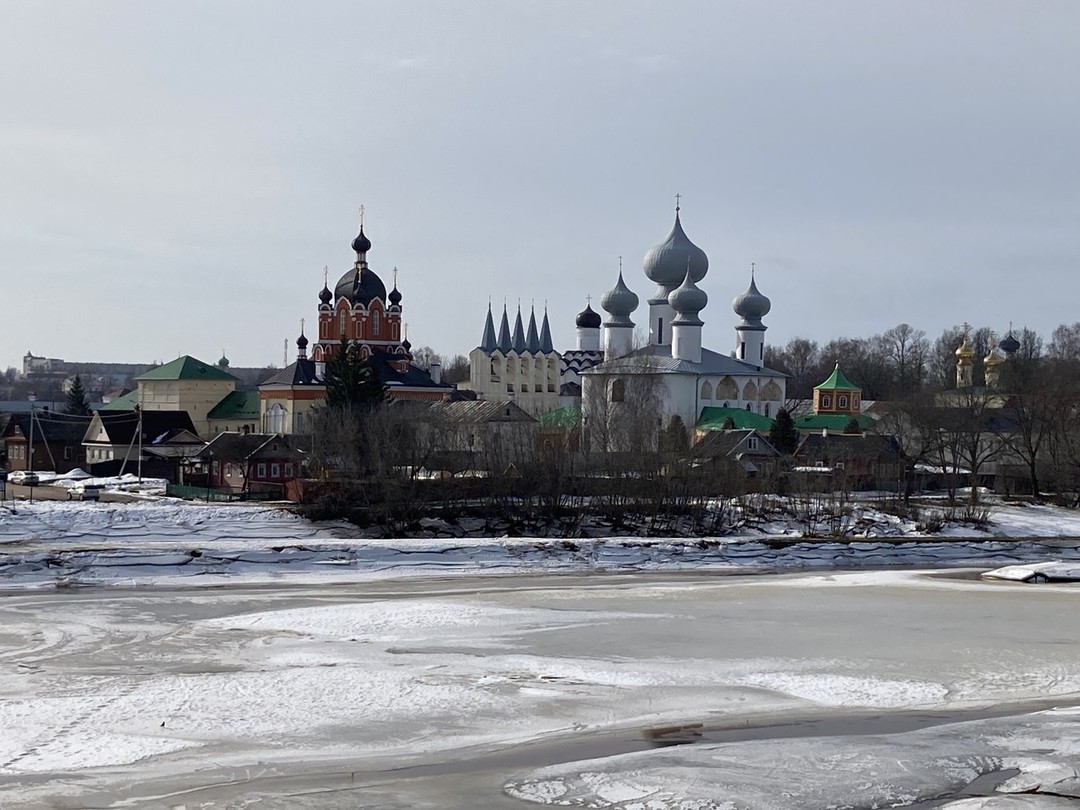 Спасибо Елене и Станиславу за отлично организованную и содержательную экскурсию. Тихвин действительно маленький город с большой