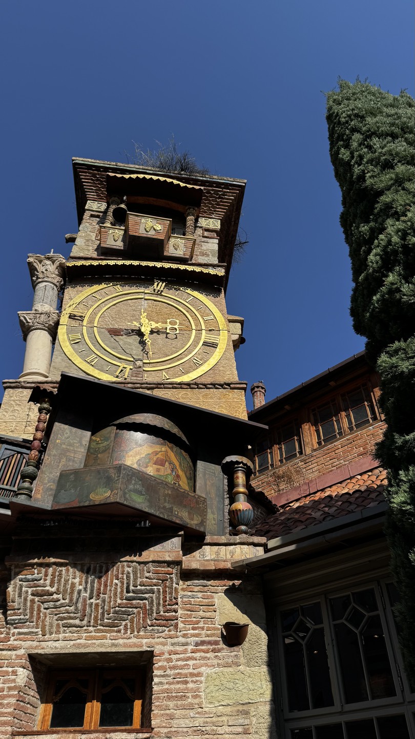 Организаторы очень постарались, собрали все самое интересное в один тур, фантастика! Отдельное спасибо гидам и водителям