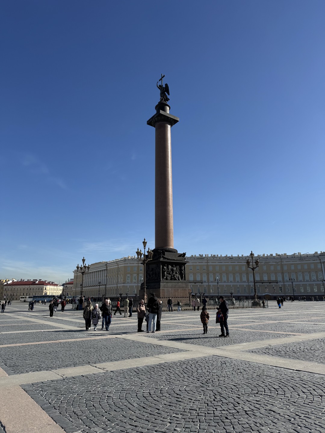 Отлична прогулка по центру Петербурга. Время пролетело как один миг, все было весело, зажигательно, интересно и.