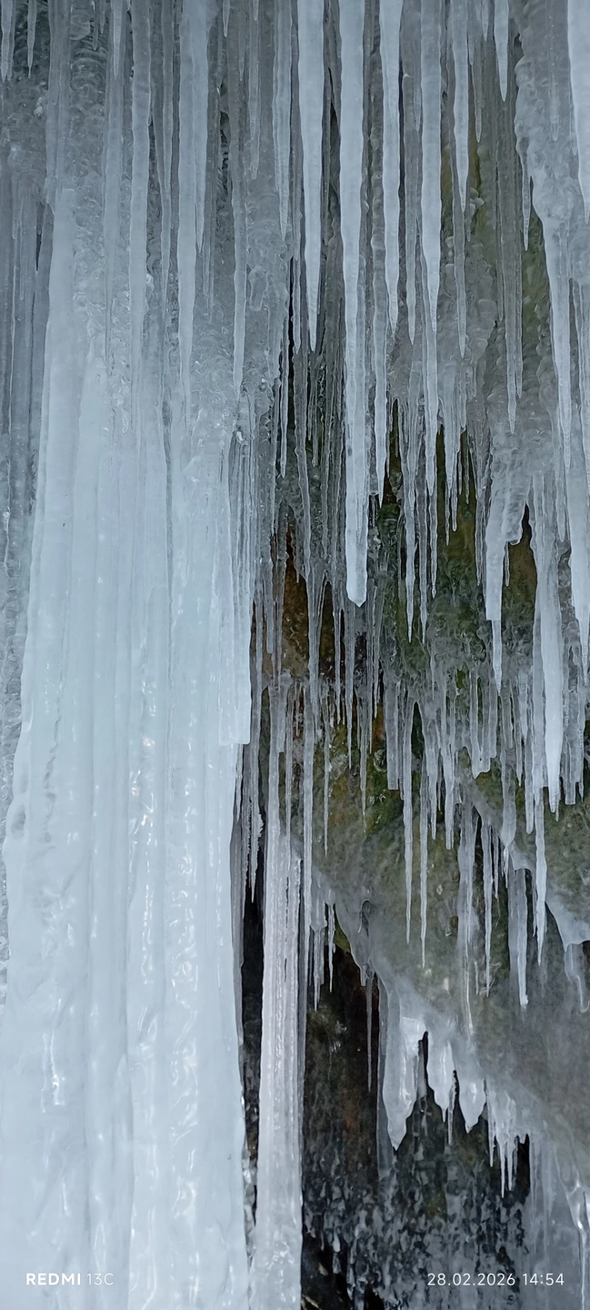 Сама экскурсия была отличная. Но всё впечатление испортил автобус, на котором мы выехали из Улан-Удэ. Пока