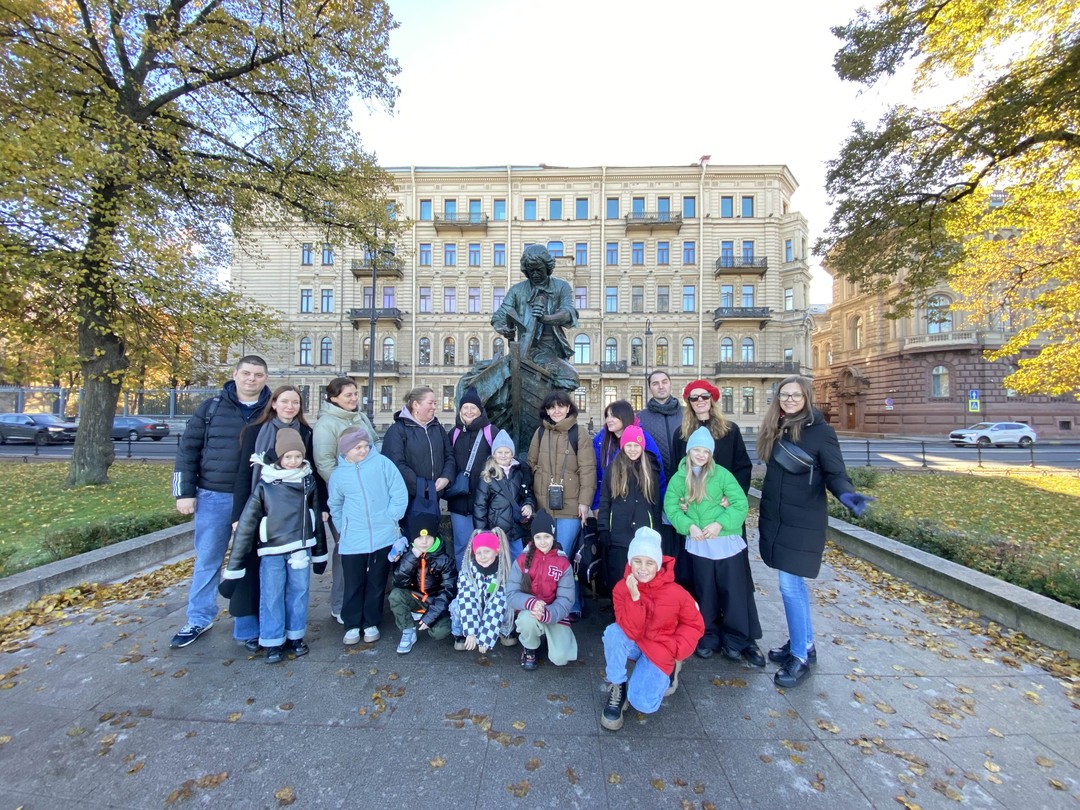 Обзорная экскурсия по Петербургу для детей (8+) (Ольга)