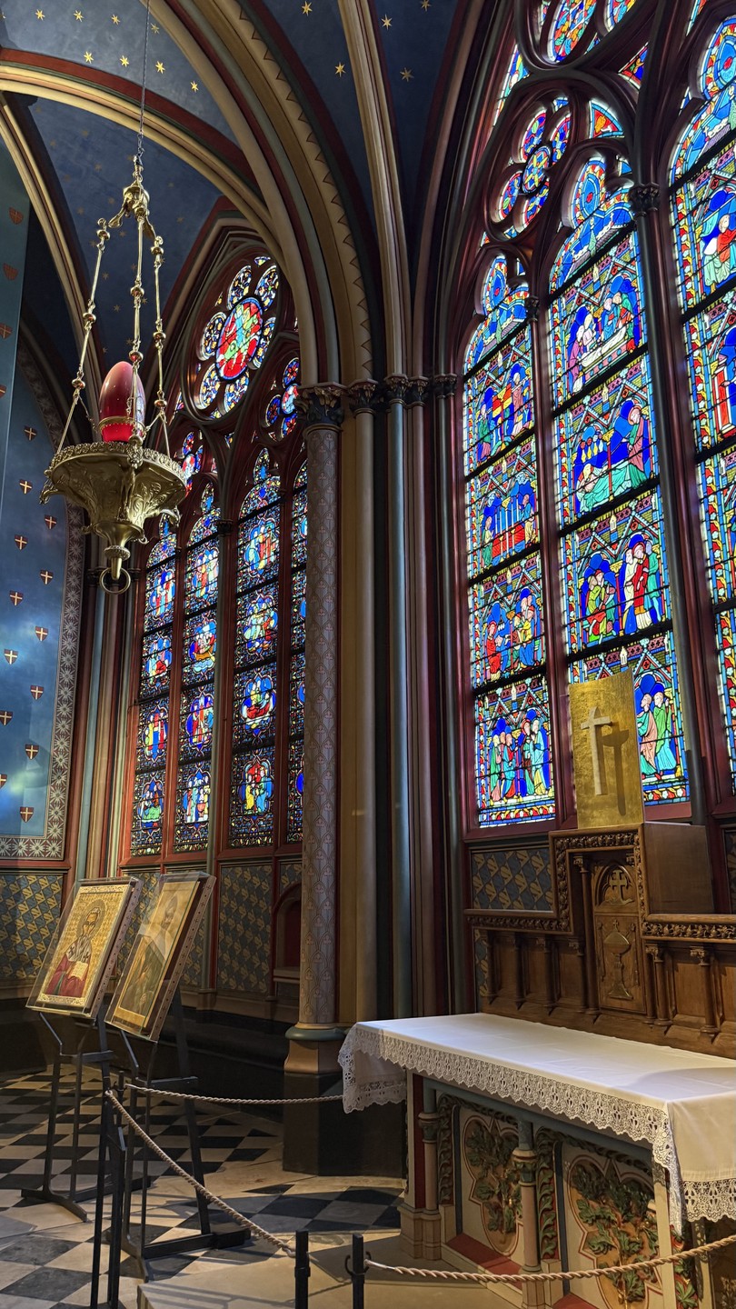 Огромное спасибо за проведенную экскурсию! Было очень интересно и занимательно, она рассказала о стольких моментах, о