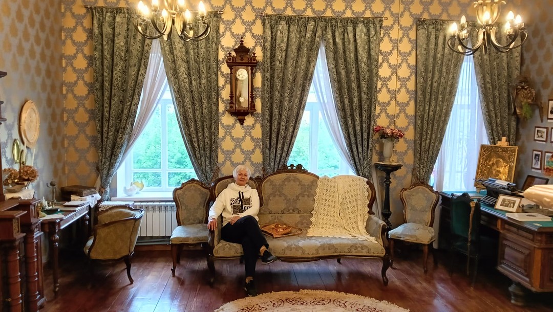 Дом с лилиями, которому мы дали вторую жизнь (Лариса)