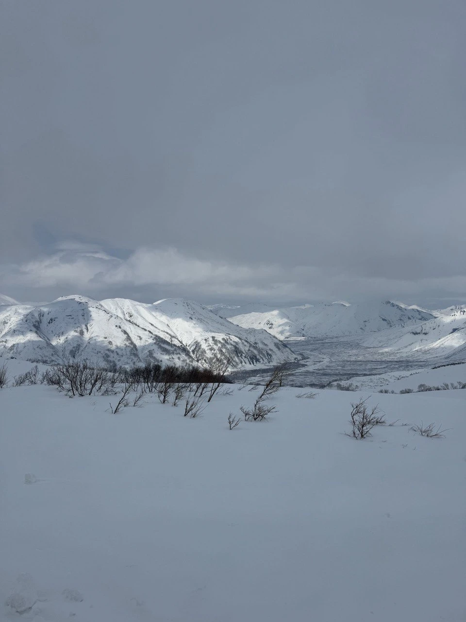 Спасибо огромное Егору и Максиму за такое потрясающее путешествие! Удивительная красота природы Камчатки - незабываемое зрелище!